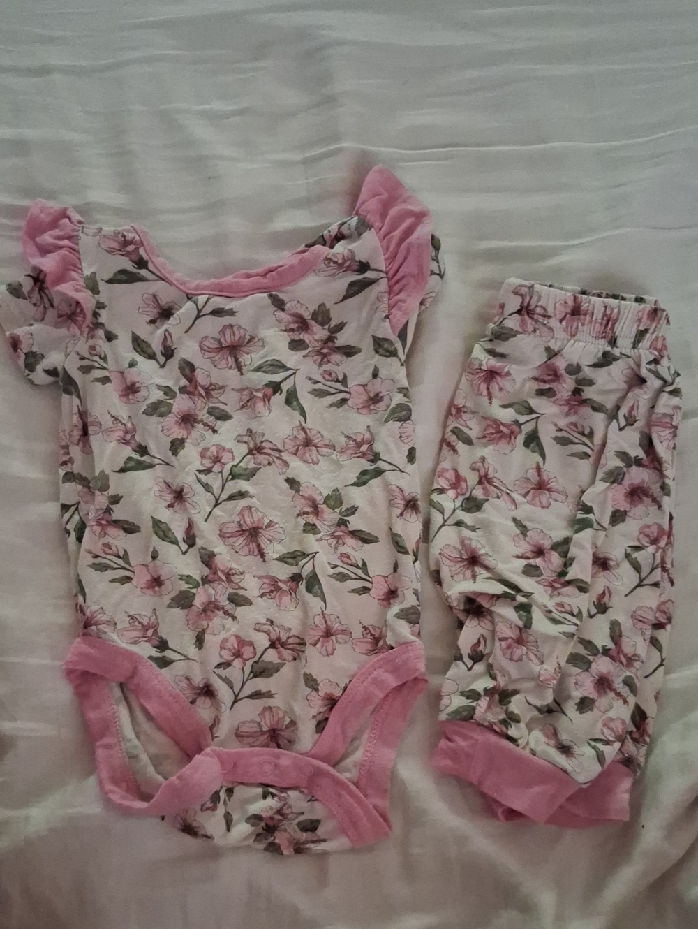 Floral Pink Baby Girl Bodysuit & Pants Set